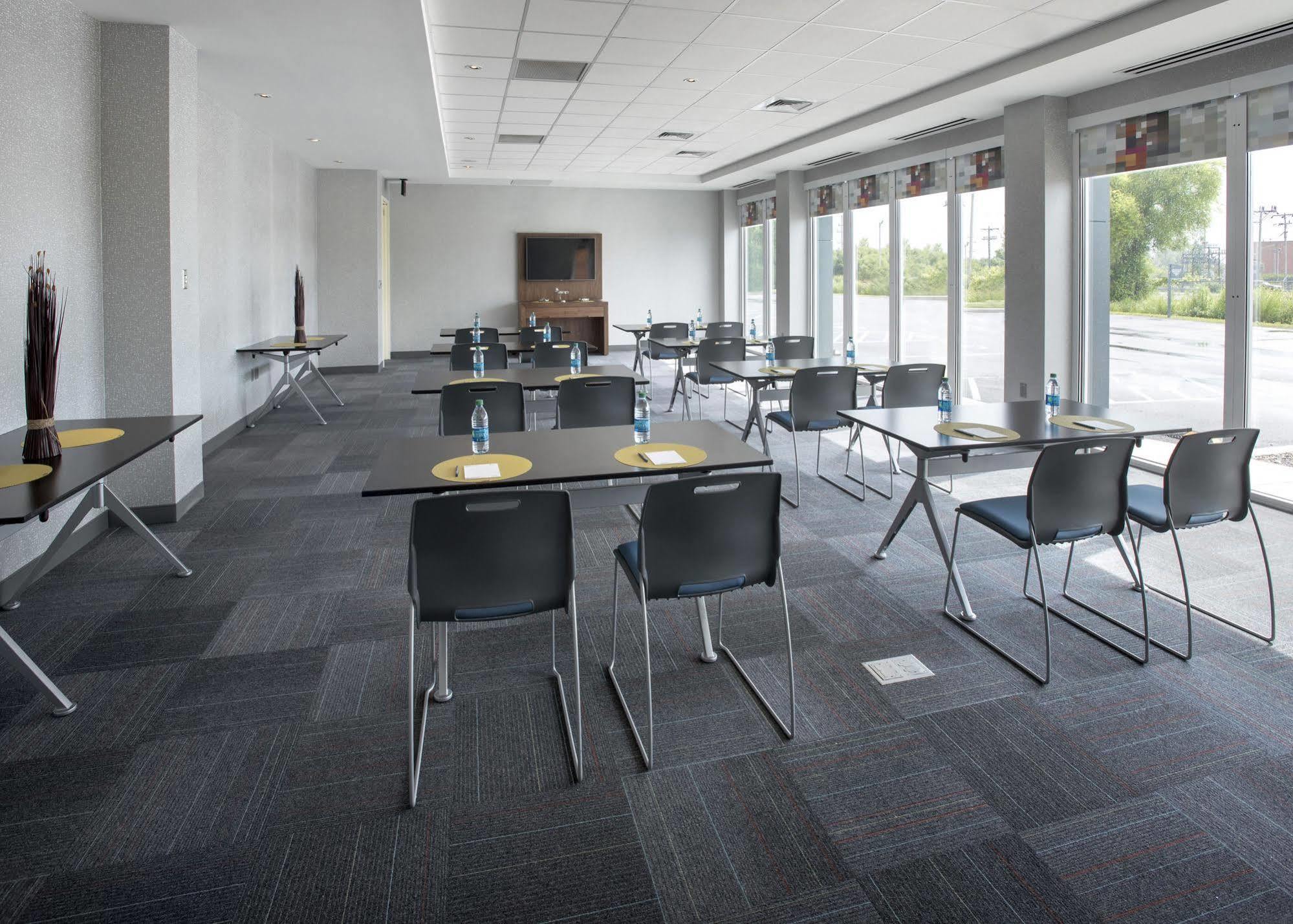 Aloft Buffalo Airport Чиктовага Экстерьер фото